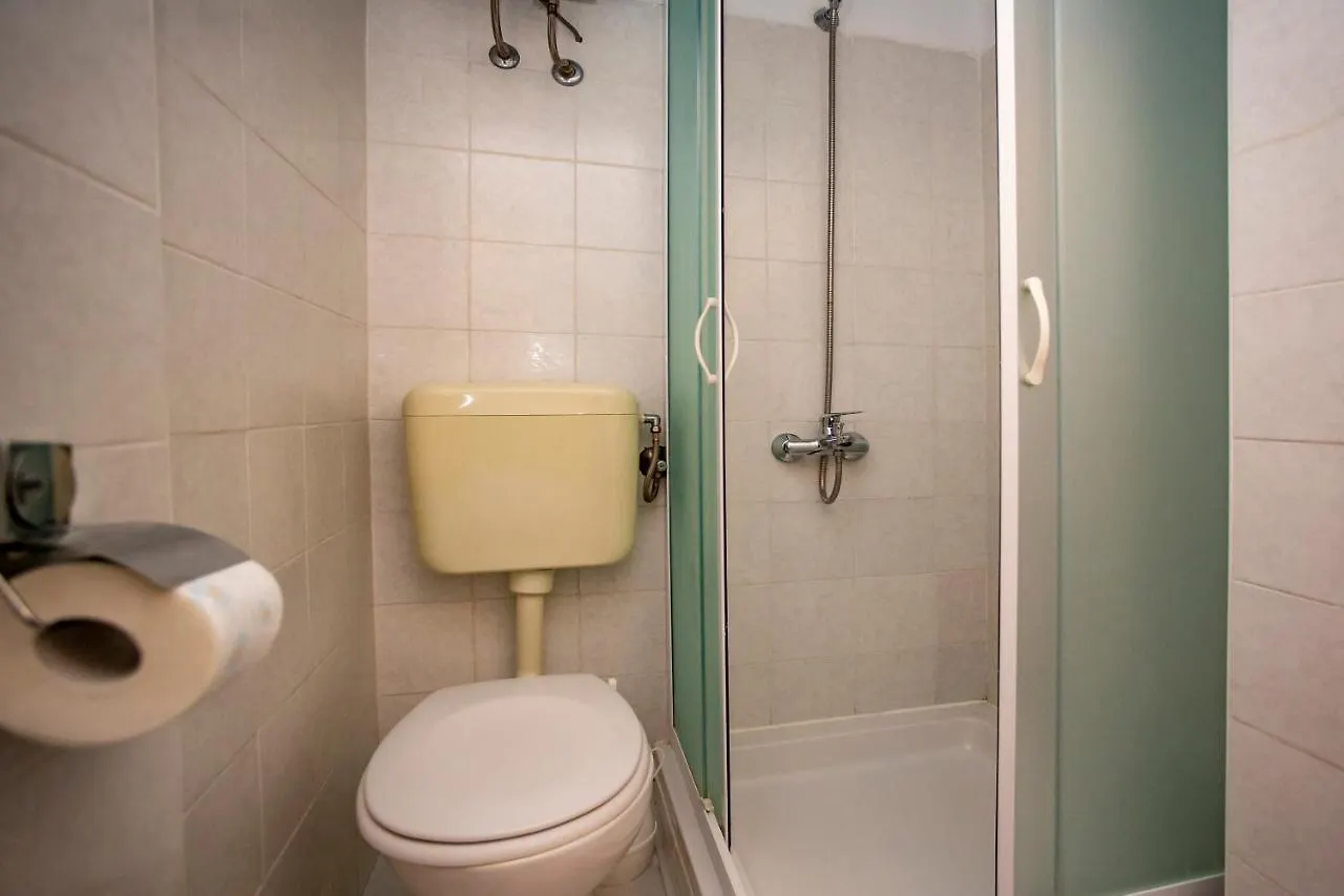 Apartmani Jurman Matohanci 0*,